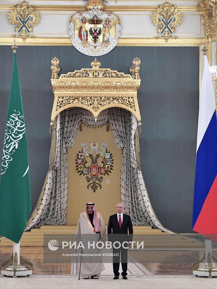 Переговоры президента РФ В. Путина с королем Саудовской Аравии С. Аль-Саудом