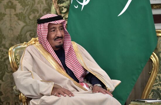 Переговоры президента РФ В. Путина с королем Саудовской Аравии С. Аль-Саудом