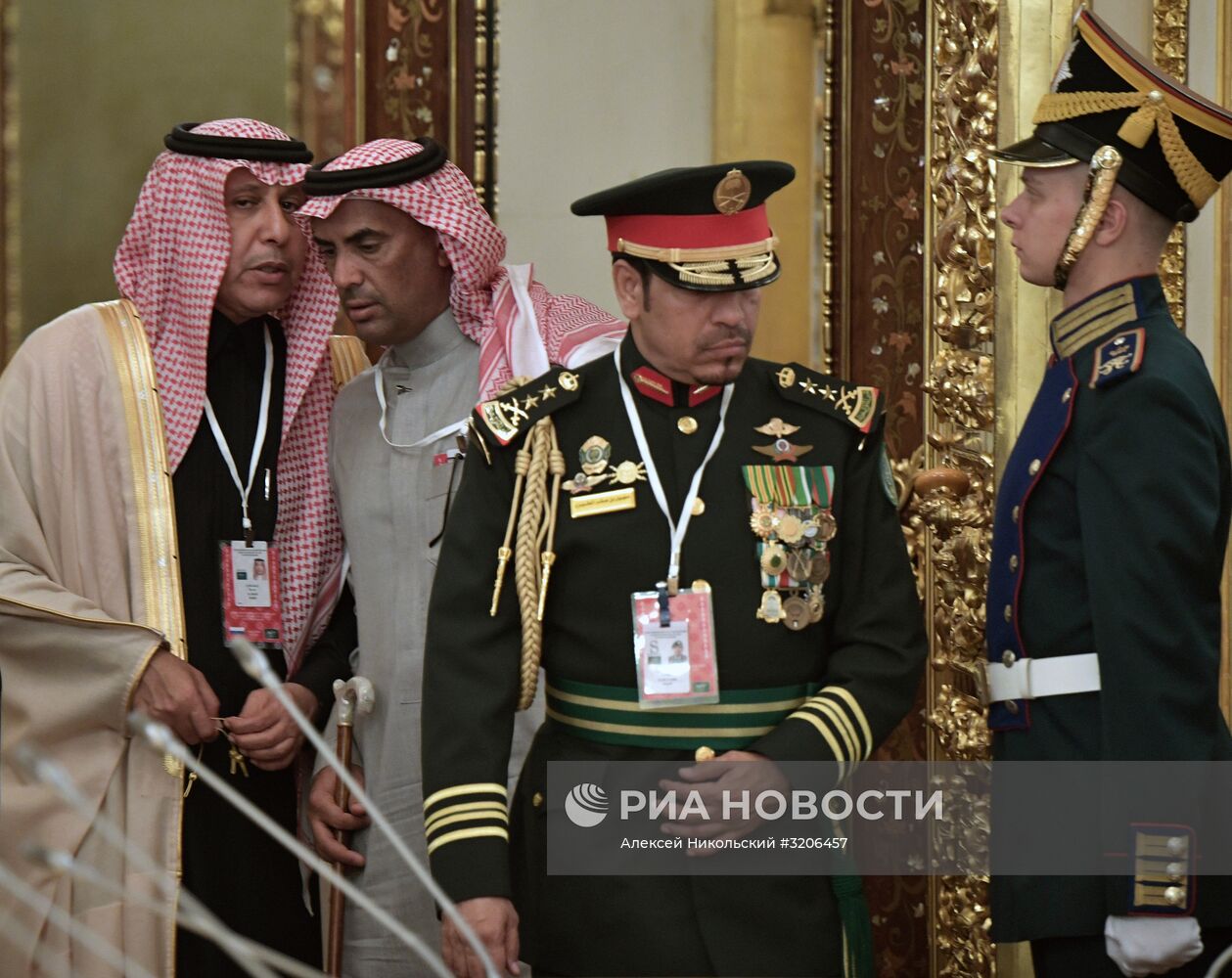 Переговоры президента РФ В. Путина с королем Саудовской Аравии С. Аль-Саудом