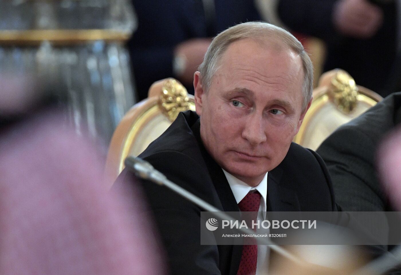 Переговоры президента РФ В. Путина с королем Саудовской Аравии С. Аль-Саудом