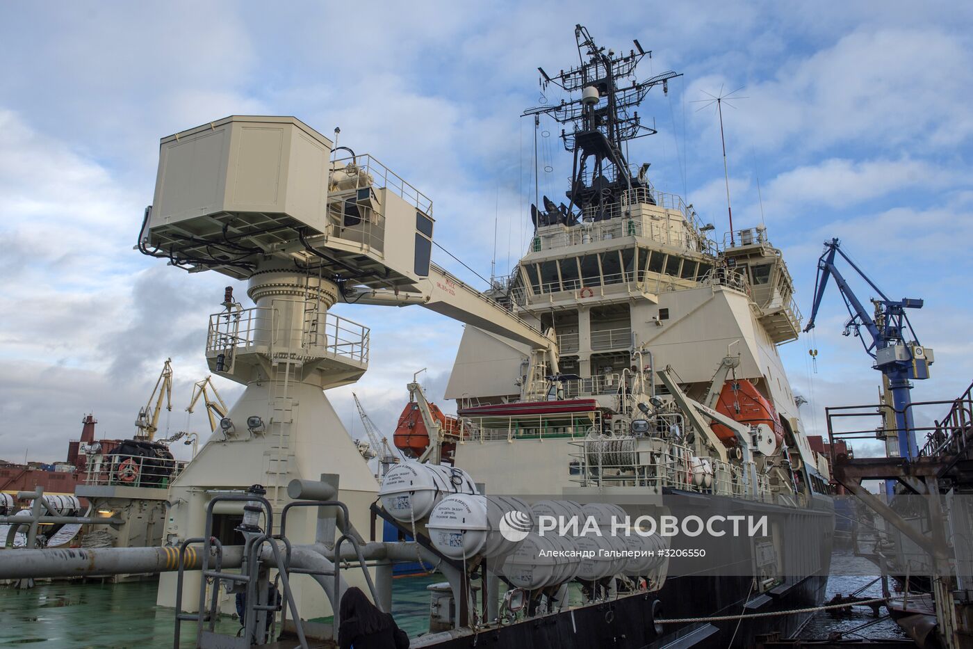Государственные испытания ледокола "Илья Муромец" в Санкт-Петербурге