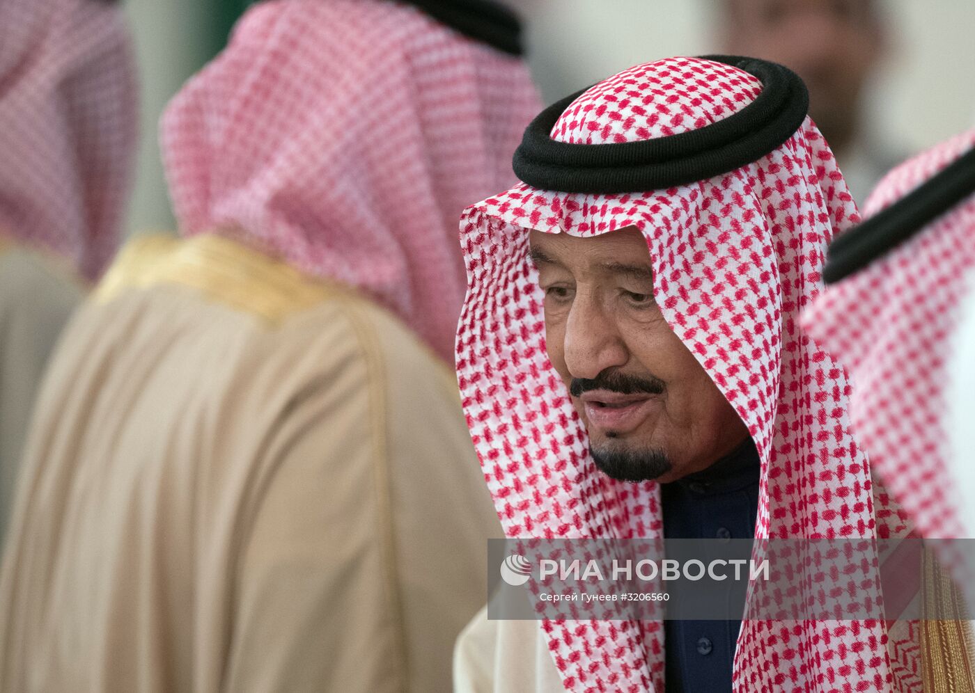 Переговоры президента РФ В. Путина с королем Саудовской Аравии С. Аль-Саудом