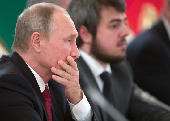 Переговоры президента РФ В. Путина с королем Саудовской Аравии С. Аль-Саудом