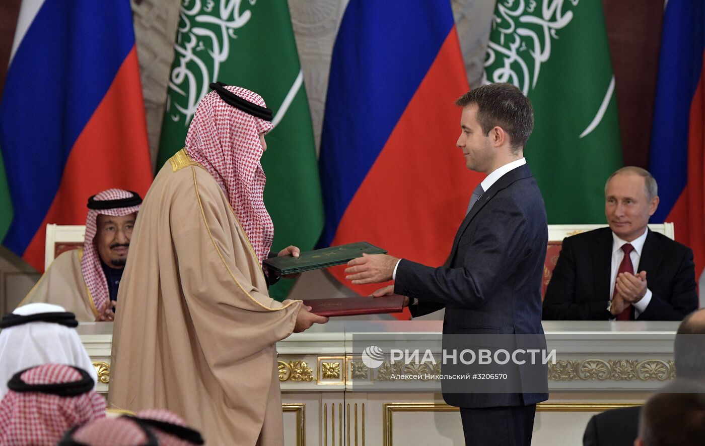 Переговоры президента РФ В. Путина с королем Саудовской Аравии С. Аль-Саудом