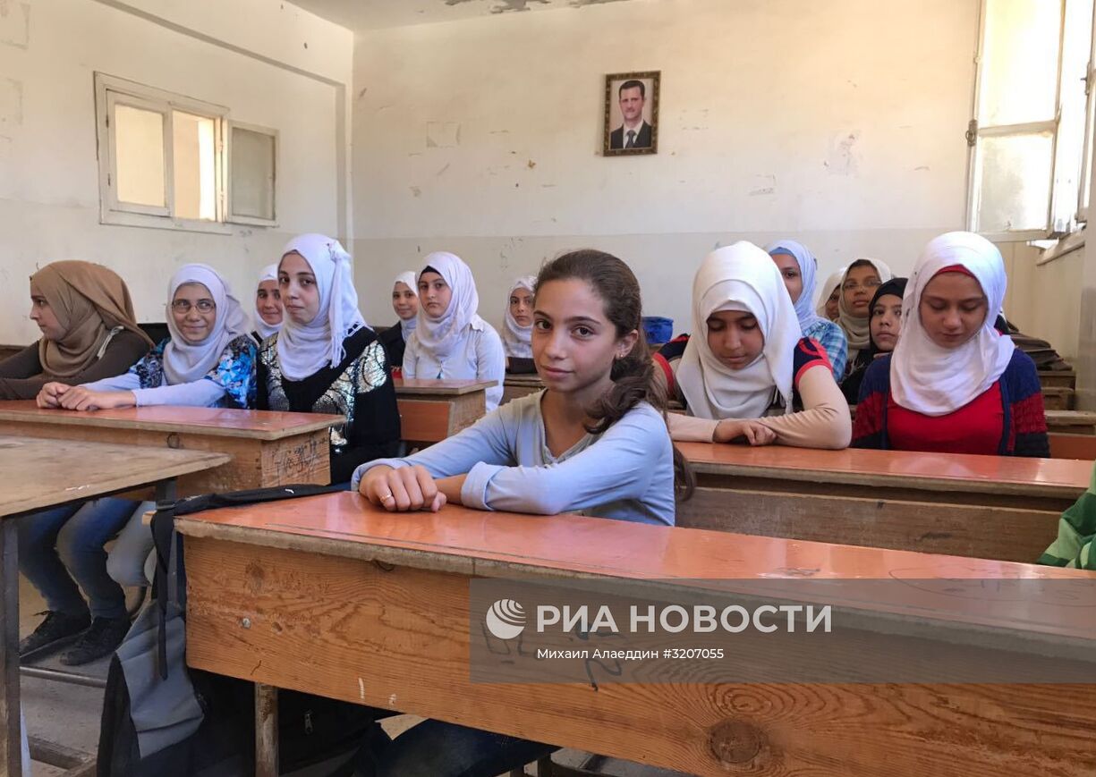 Школа для девочек в Дейр-эз-Зоре
