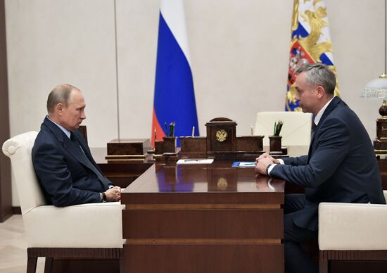 Президент РФ В. Путин провёл рабочую встречу с Андреем Травниковым