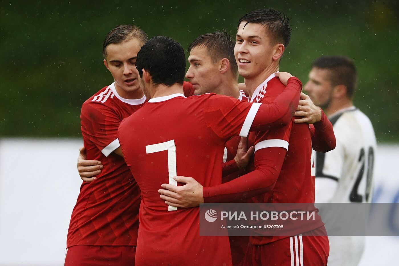 Футбол. Отборочный матч ЧЕ-2019 среди молодежных сборных. Россия - Австрия
