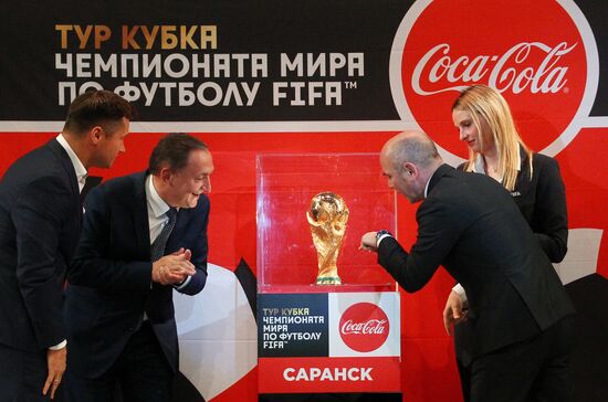 Кубок ЧМ-2018 по футболу представили в Саранске