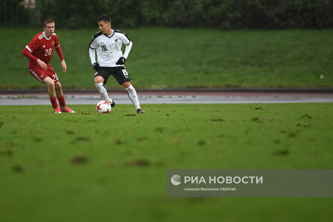 Футбол. Отборочный матч ЧЕ-2019 среди молодежных сборных. Россия - Австрия
