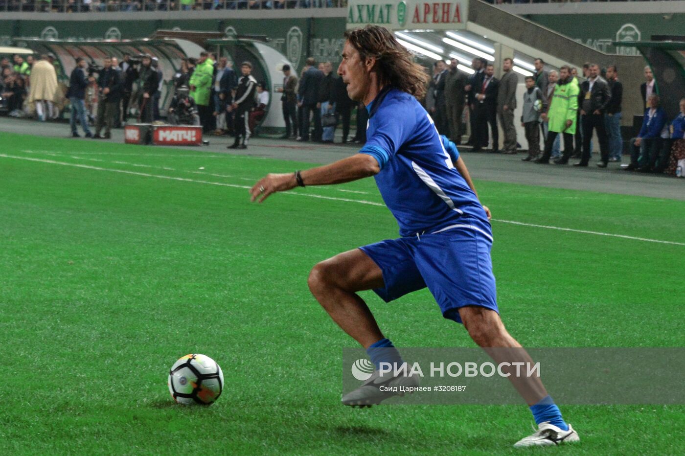 Футбольный матч между командами клубов "Клуб Италия" и "Лидер-65" в Грозном