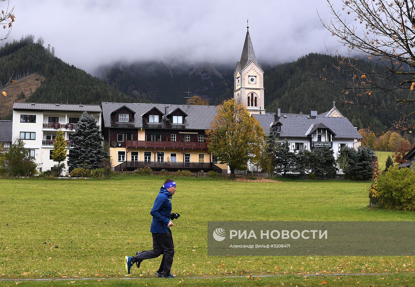 Тренировочный сбор сборной России по лыжным гонкам в Австрии