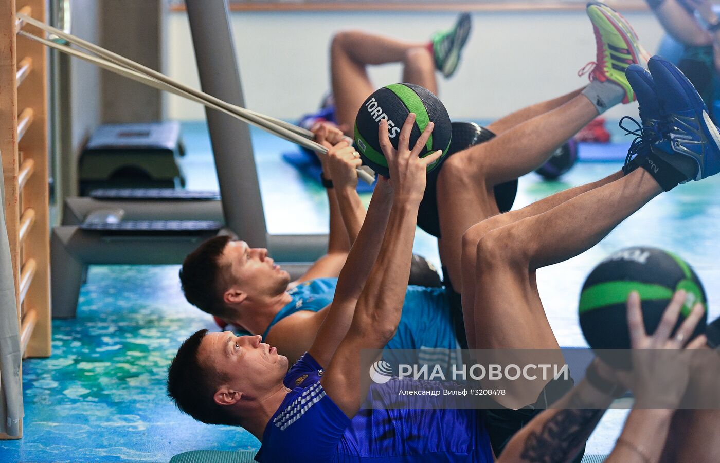 Тренировочный сбор сборной России по лыжным гонкам в Австрии