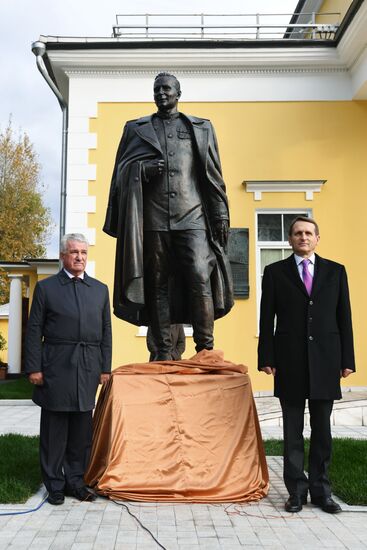 Открытие памятника руководителю советской внешней разведки в годы ВОВ П. Фитину
