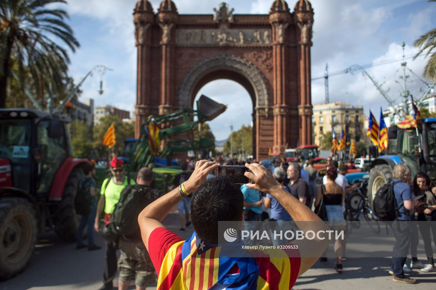 Ситуация у парламента Каталонии в Барселоне