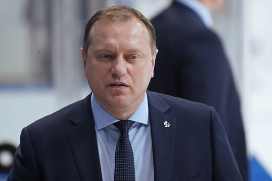 Хоккей. КХЛ. Матч "Динамо" (Москва) - "Ак Барс"