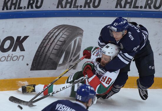 Хоккей. КХЛ. Матч "Динамо" (Москва) - "Ак Барс"