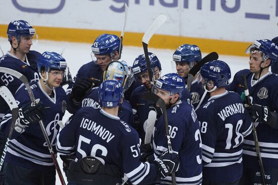 Хоккей. КХЛ. Матч "Динамо" (Москва) - "Ак Барс"