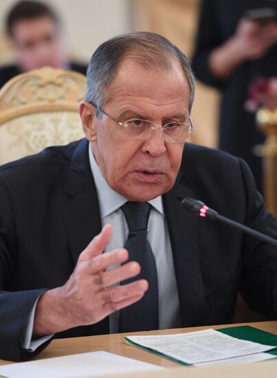 Встреча глав МИД РФ и Бурунди С. Лаврова и А. Ньямитве