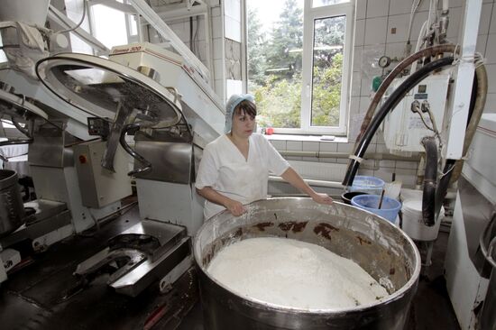 Работа хлебозавода в Донецке