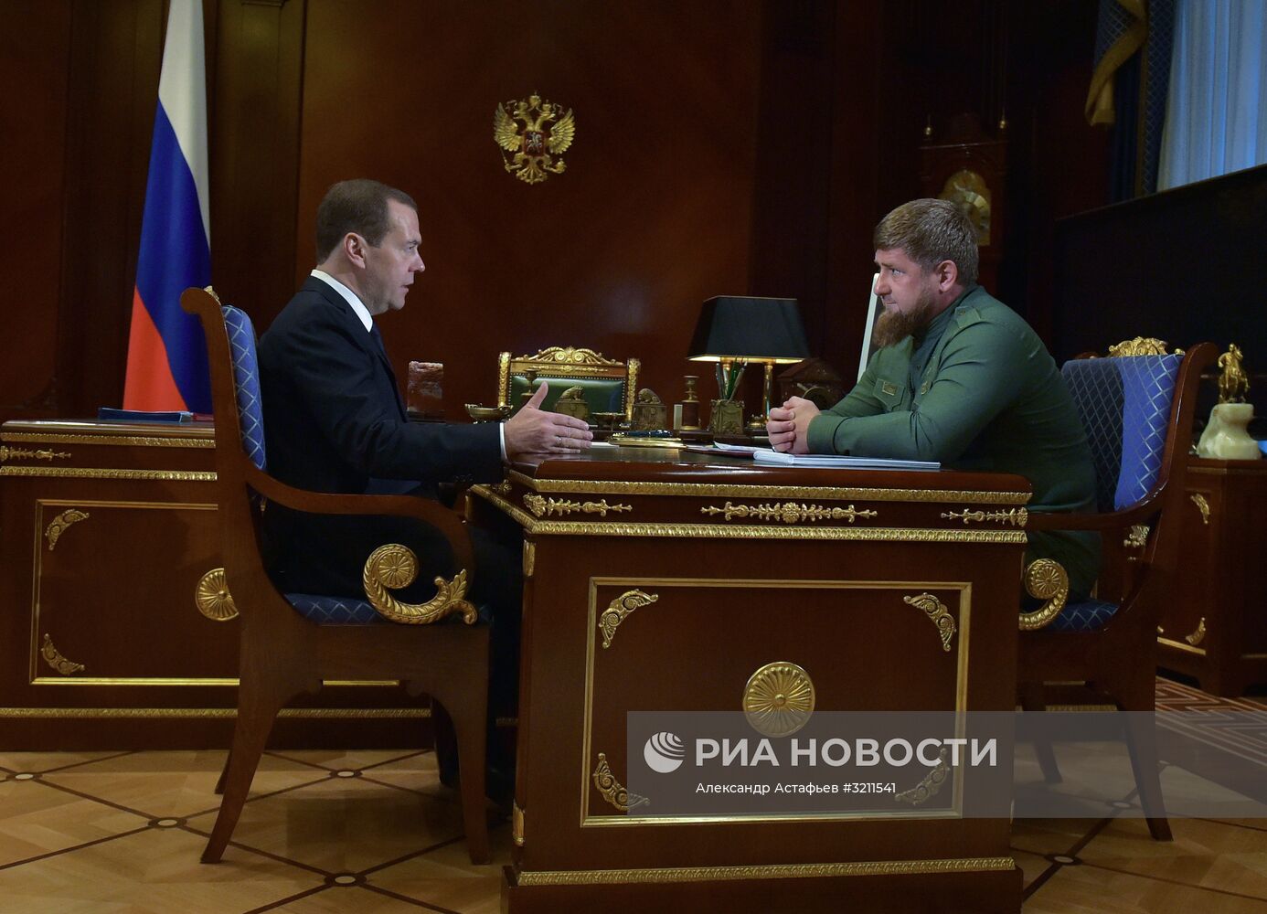 Премьер-министр РФ Д. Медведев встретился с главой Чечни Р. Кадыровым