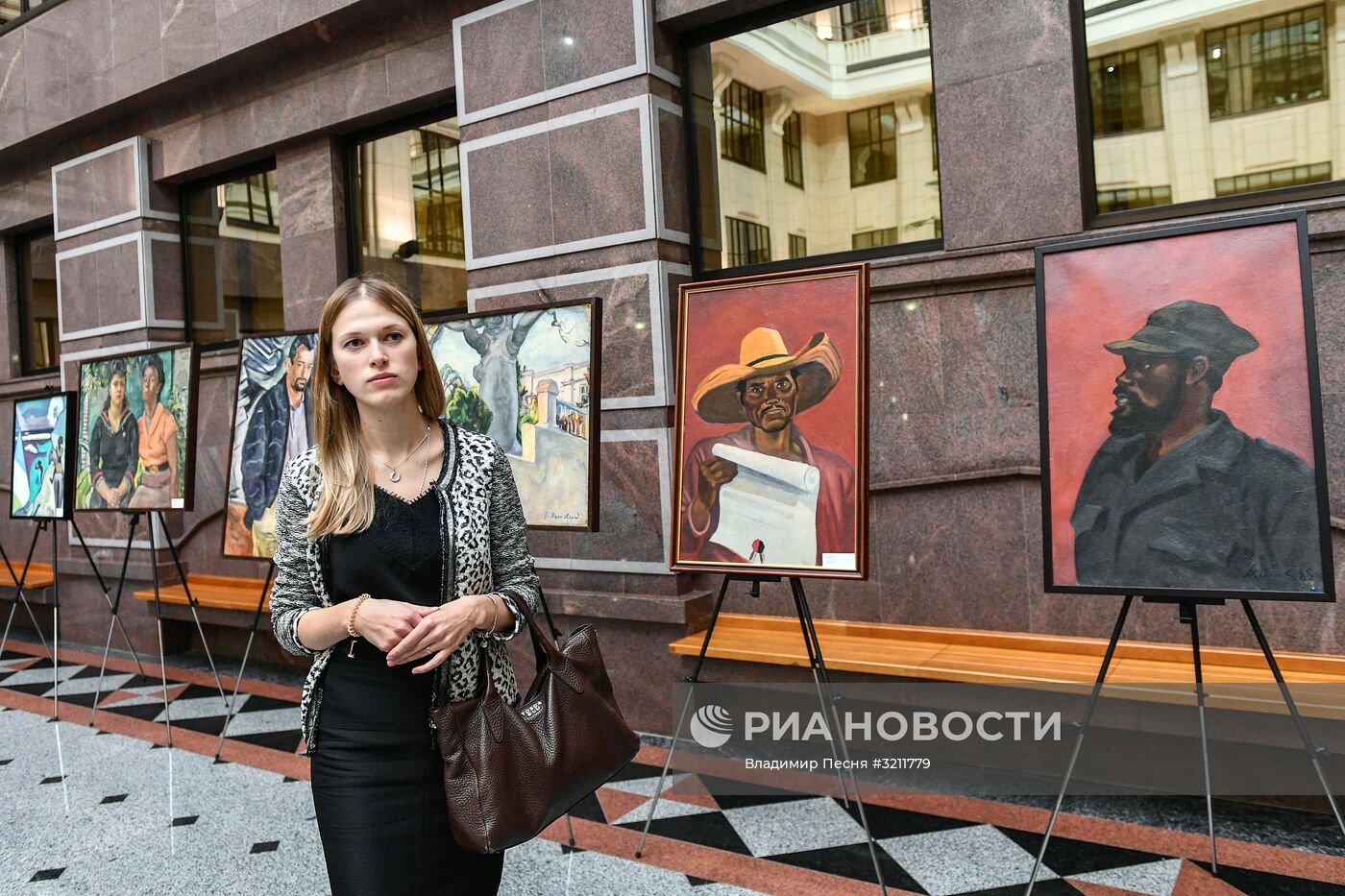 Презентация альбома "Антильская жемчужина" с участием С. Лаврова