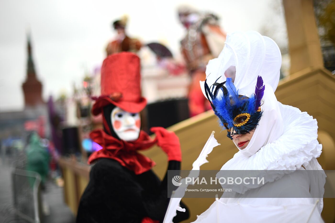 Карнавальное шествие в рамках XIX Всемирного фестиваля молодежи и студентов