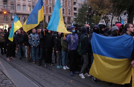 Акции националистов на Украине