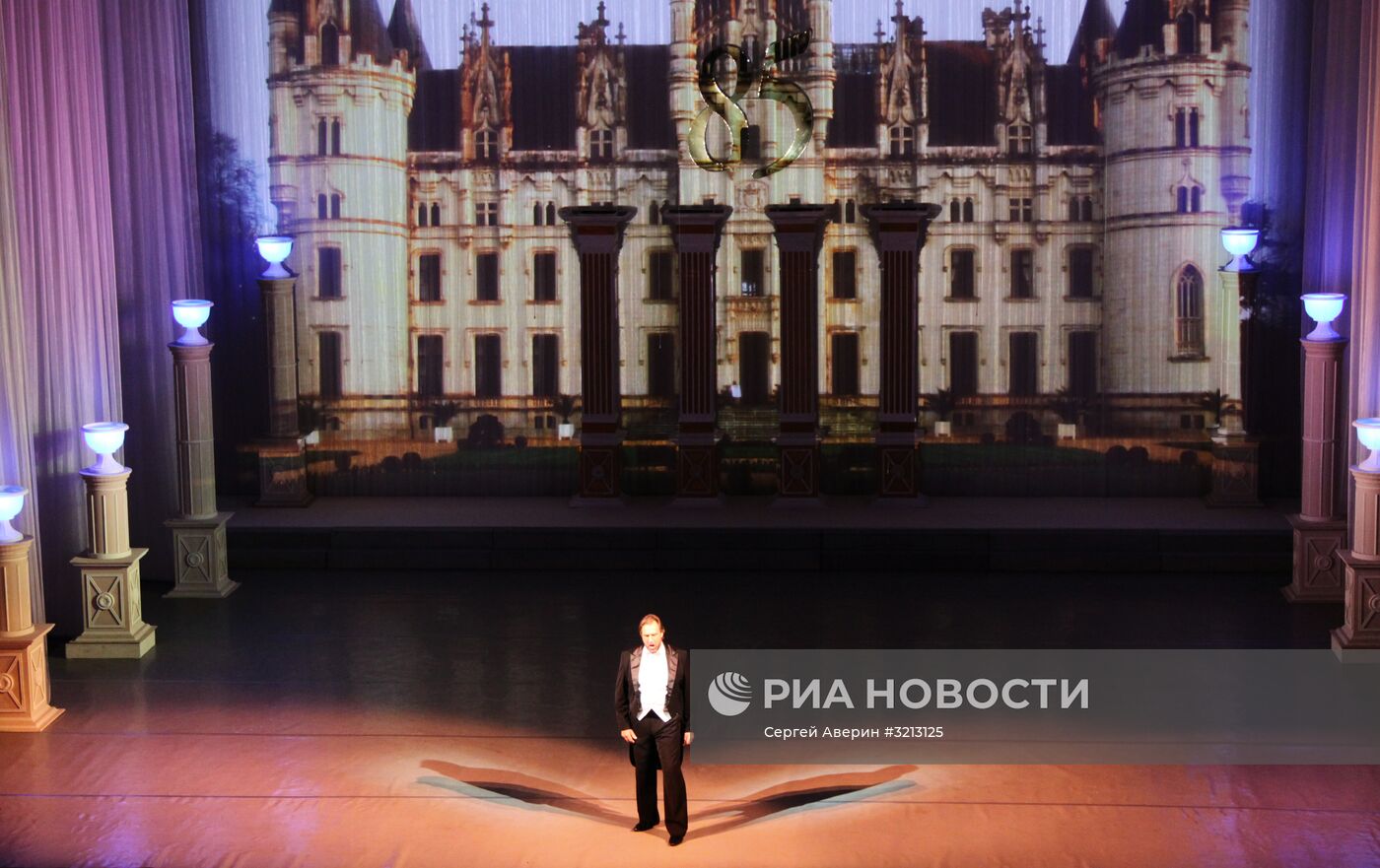 Праздничные мероприятия, посвященные 85-летию Донбасс Оперы