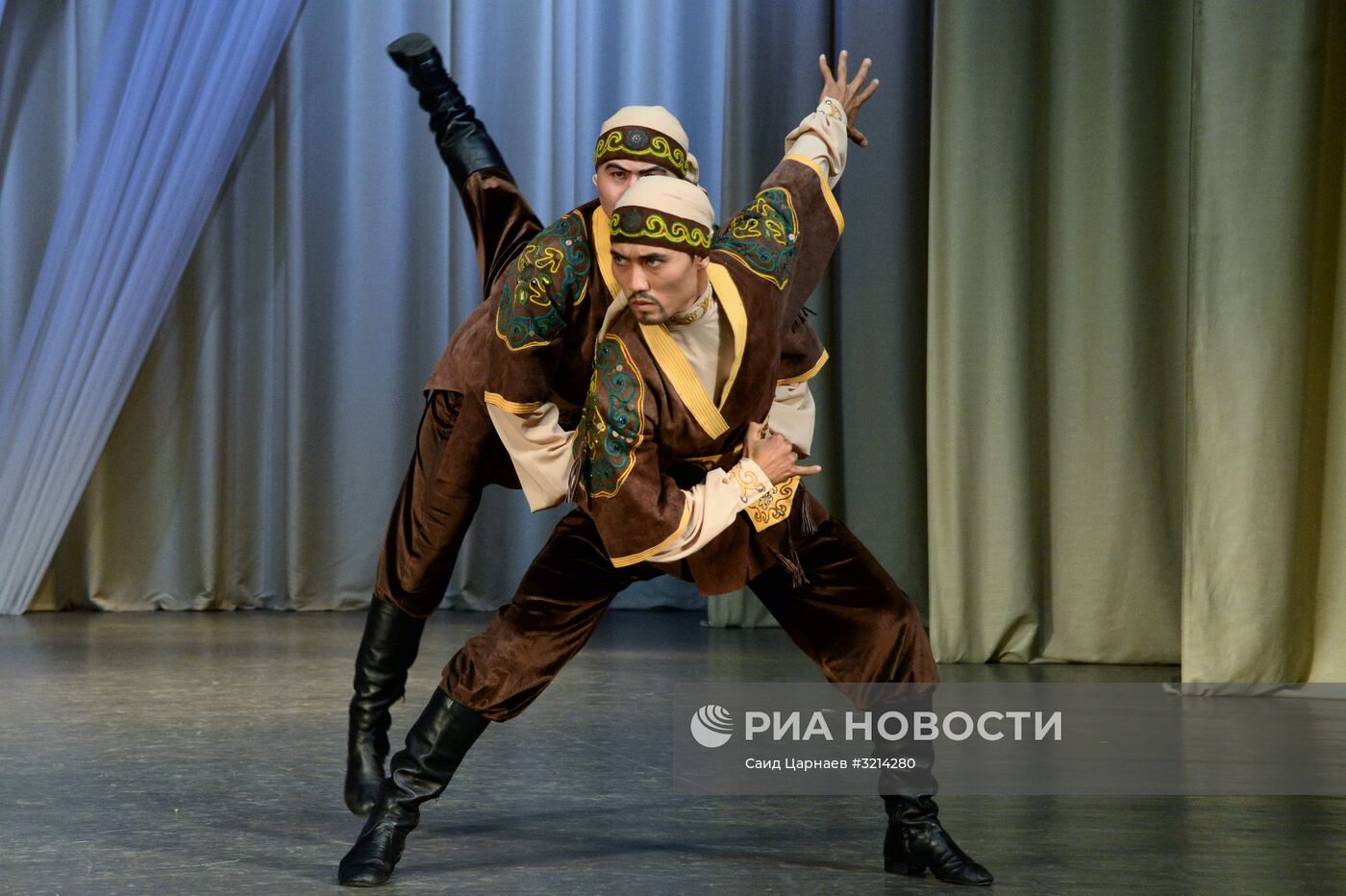 9-й конкурс сольного танца им. Махмуда Эсамбаева в Грозном