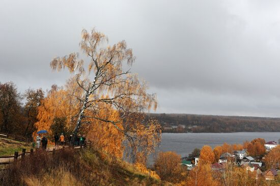 Золотая осень в Плёсе