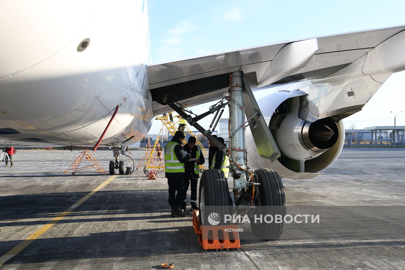 Самолет МС-21 совершил первый перелет из Иркутска в Жуковский