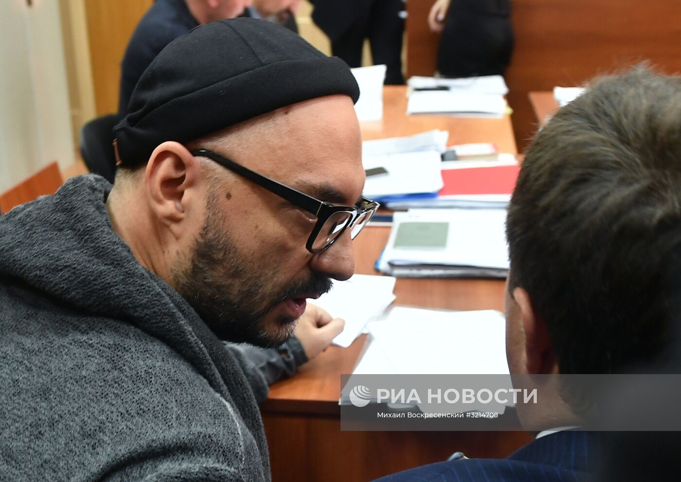 Рассмотрение ходатайства следствия о продлении срока домашнего ареста режиссеру К. Серебренникову