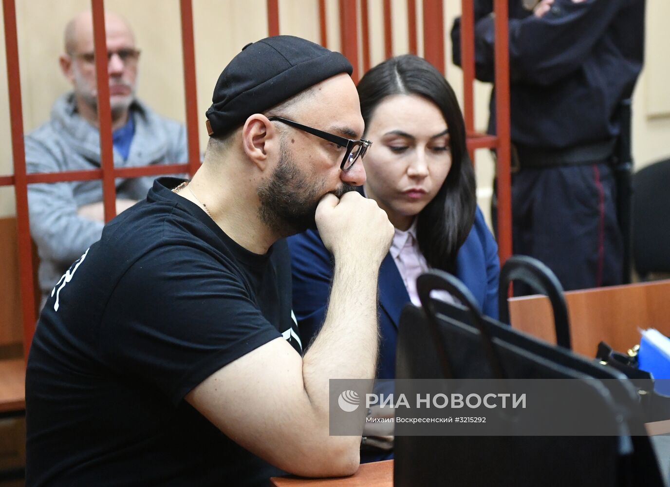 Рассмотрение ходатайства следствия о продлении срока домашнего ареста режиссеру К. Серебренникову
