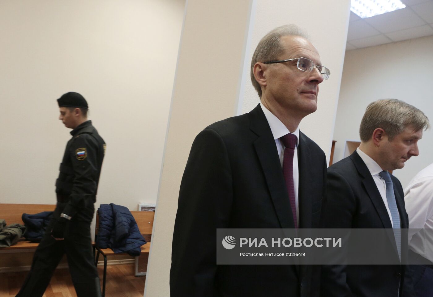 Оглашение приговора по делу экс-губернатора Василия Юрченко в Новосибирске