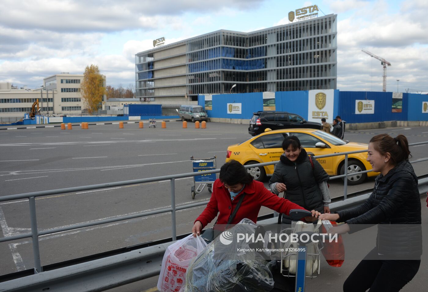 Строительство нового сегмента терминала аэропорта "Домодедово"