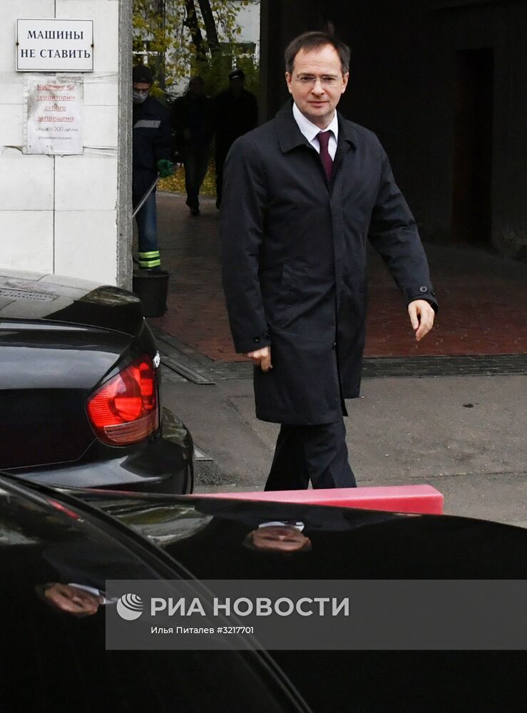Министр культуры РФ В. Мединский приехал на заседание президиума ВАК при Минобрнауки РФ