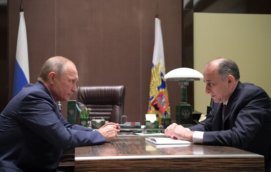 Рабочая встреча президента РФ В. Путина с главой Кабардино-Балкарии Ю. Коковым