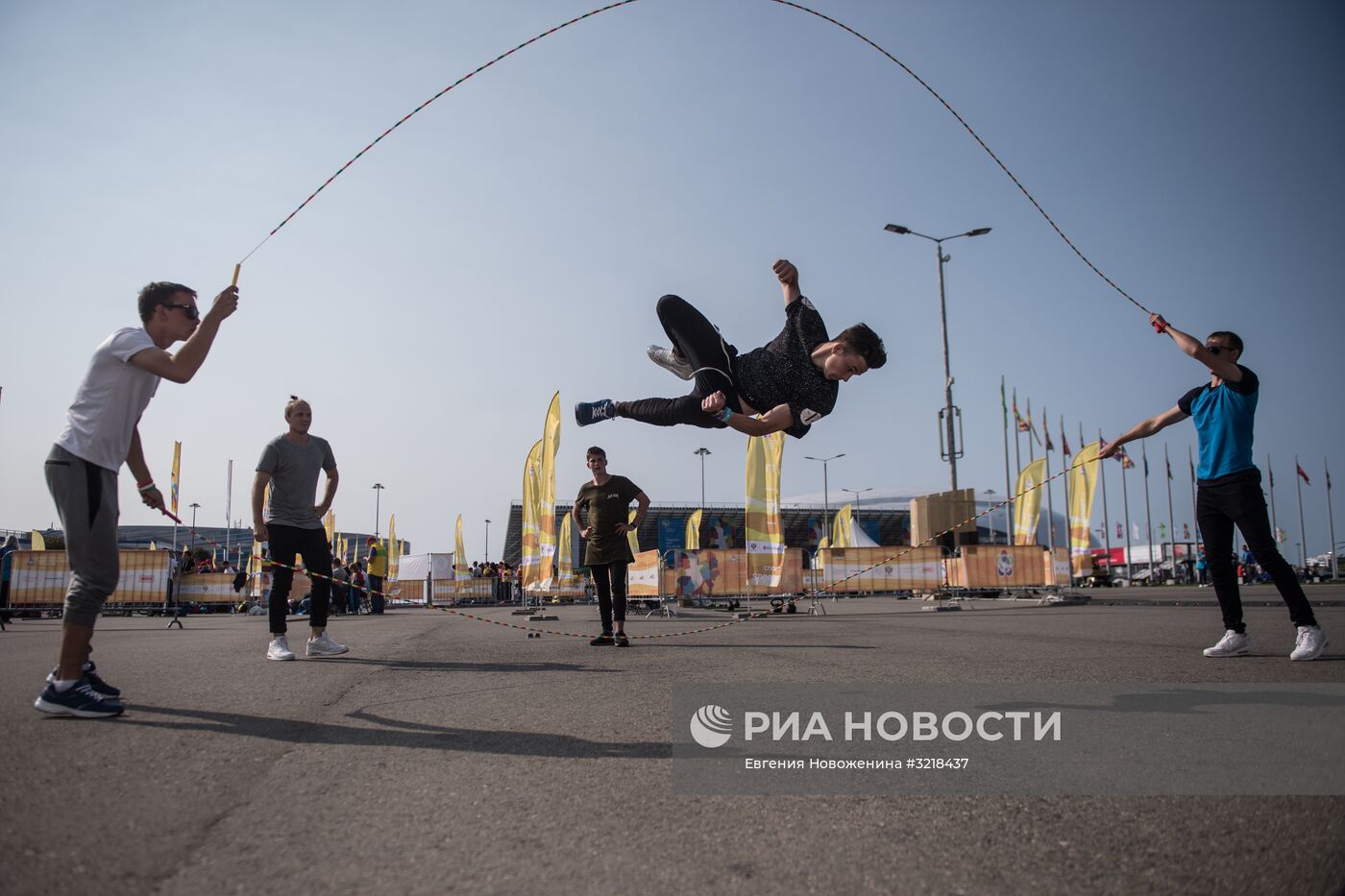 XIX Всемирный фестиваль молодежи и студентов. День шестой