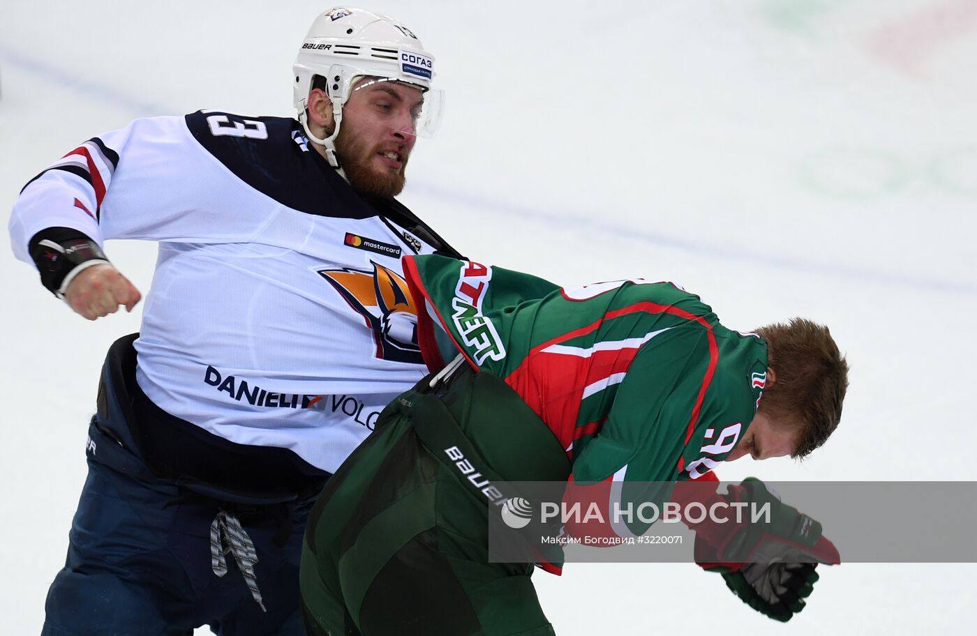 Хоккей. КХЛ. Матч "Ак Барс" - "Металлург" (Магнитогорск)