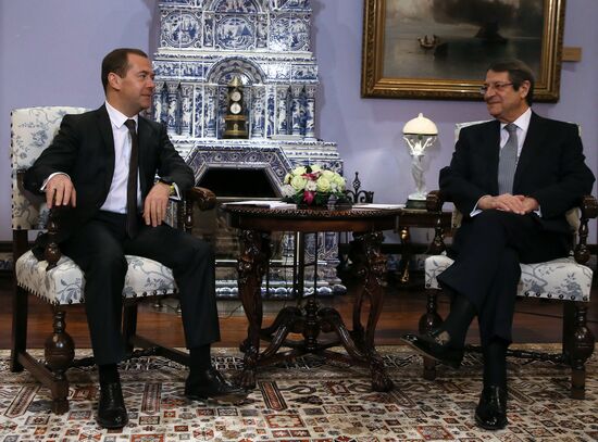 Премьер-министр РФ Д. Медведев встретился с президентом Кипра Н. Анастасиадисом