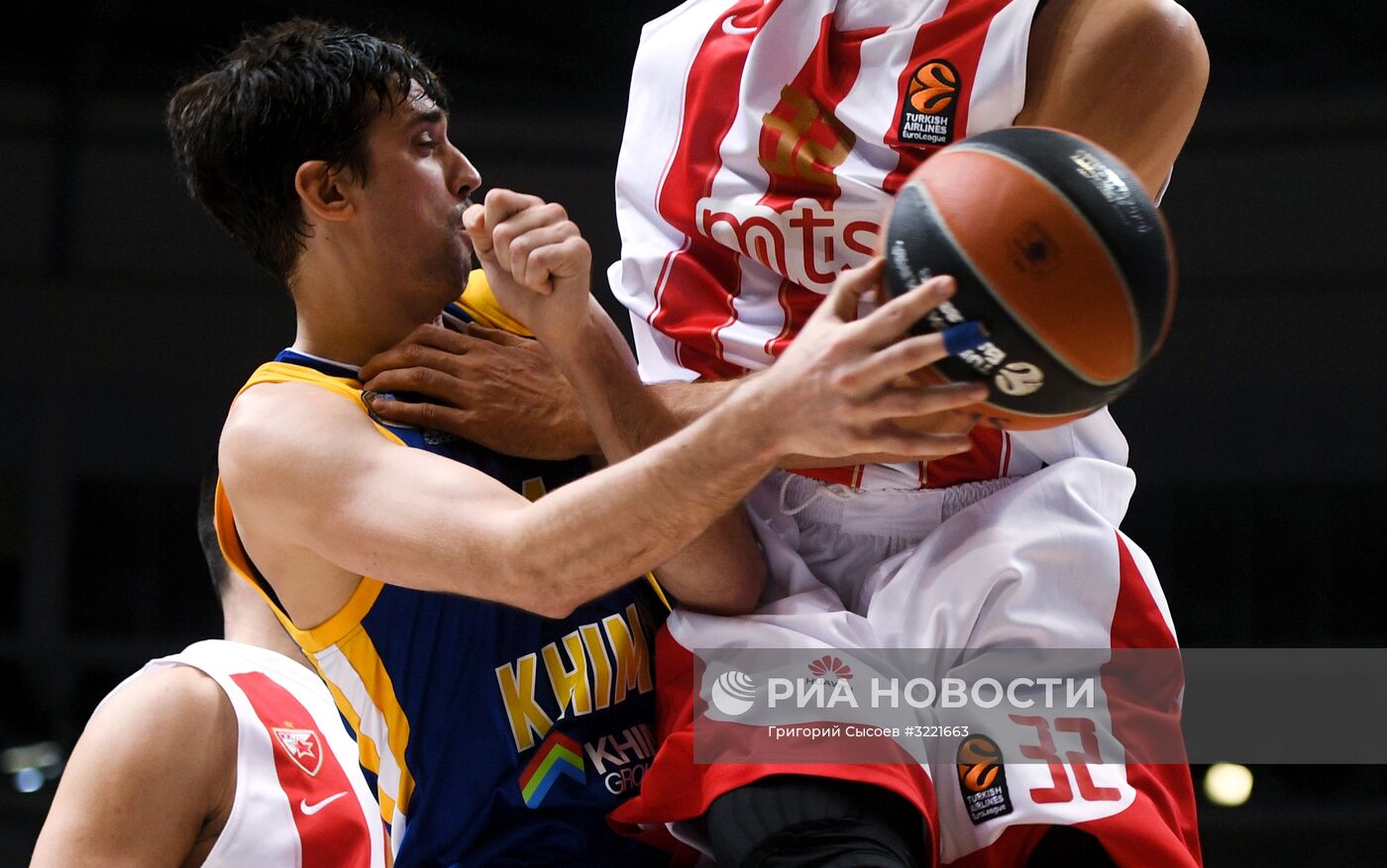 Баскетбол. Евролига. Матч "Химки" - "Црвена Звезда"