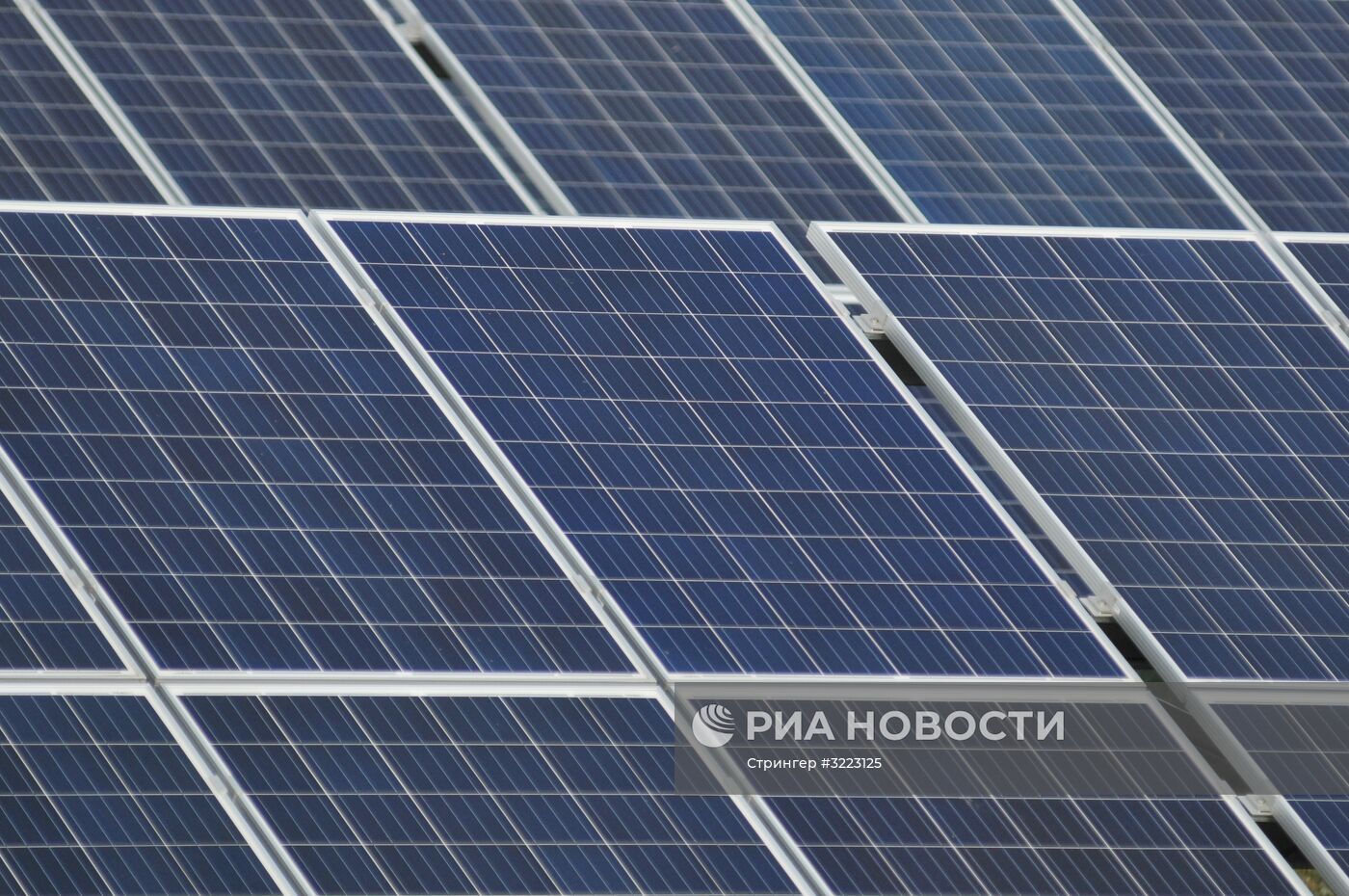 Ветряная и солнечная электростанции во Львовской области