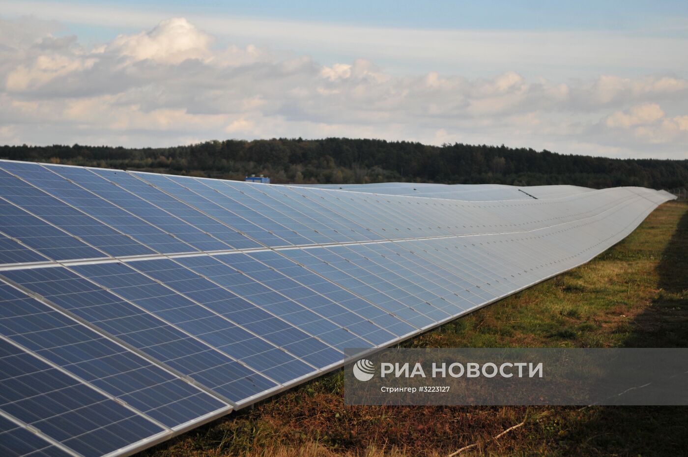 Ветряная и солнечная электростанции во Львовской области