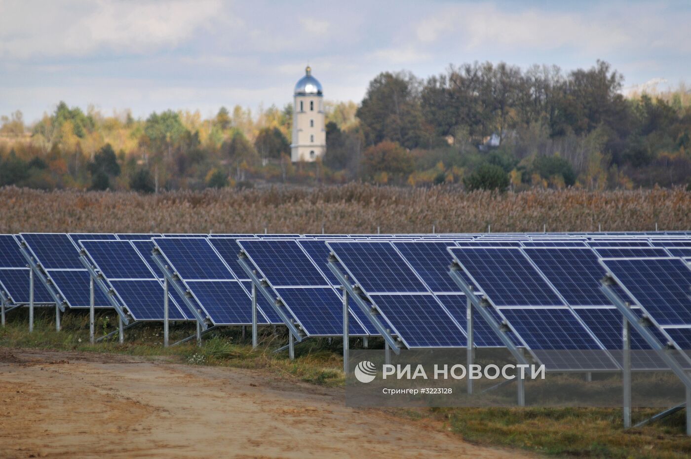 Ветряная и солнечная электростанции во Львовской области