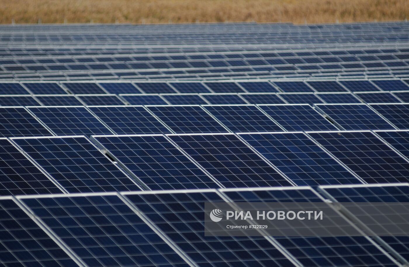 Ветряная и солнечная электростанции во Львовской области