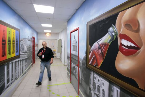 Запуск новых производственных линий завода Coca-Cola в Санкт-Петербурге