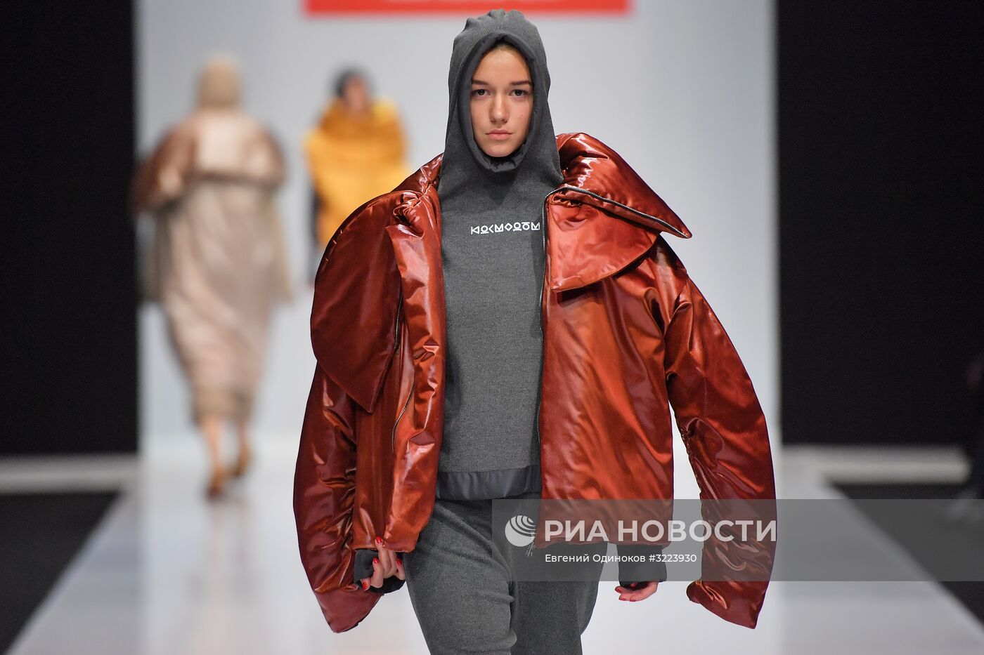 Неделя моды в Гостином дворе "Moscow Fashion Week". День четвертый