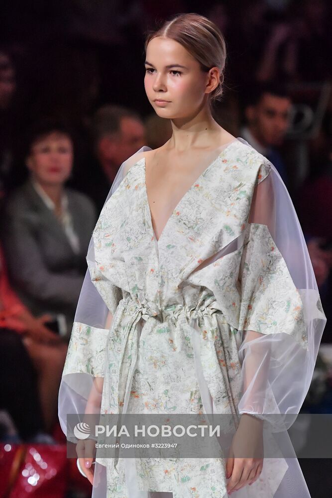 Неделя моды в Гостином дворе "Moscow Fashion Week". День четвертый