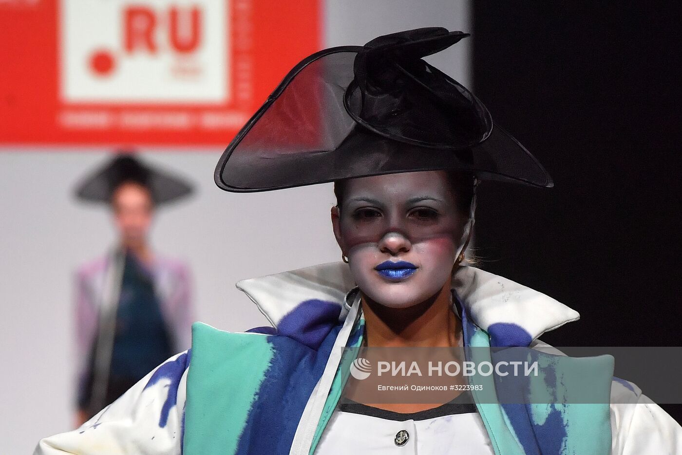 Неделя моды в Гостином дворе "Moscow Fashion Week". День четвертый