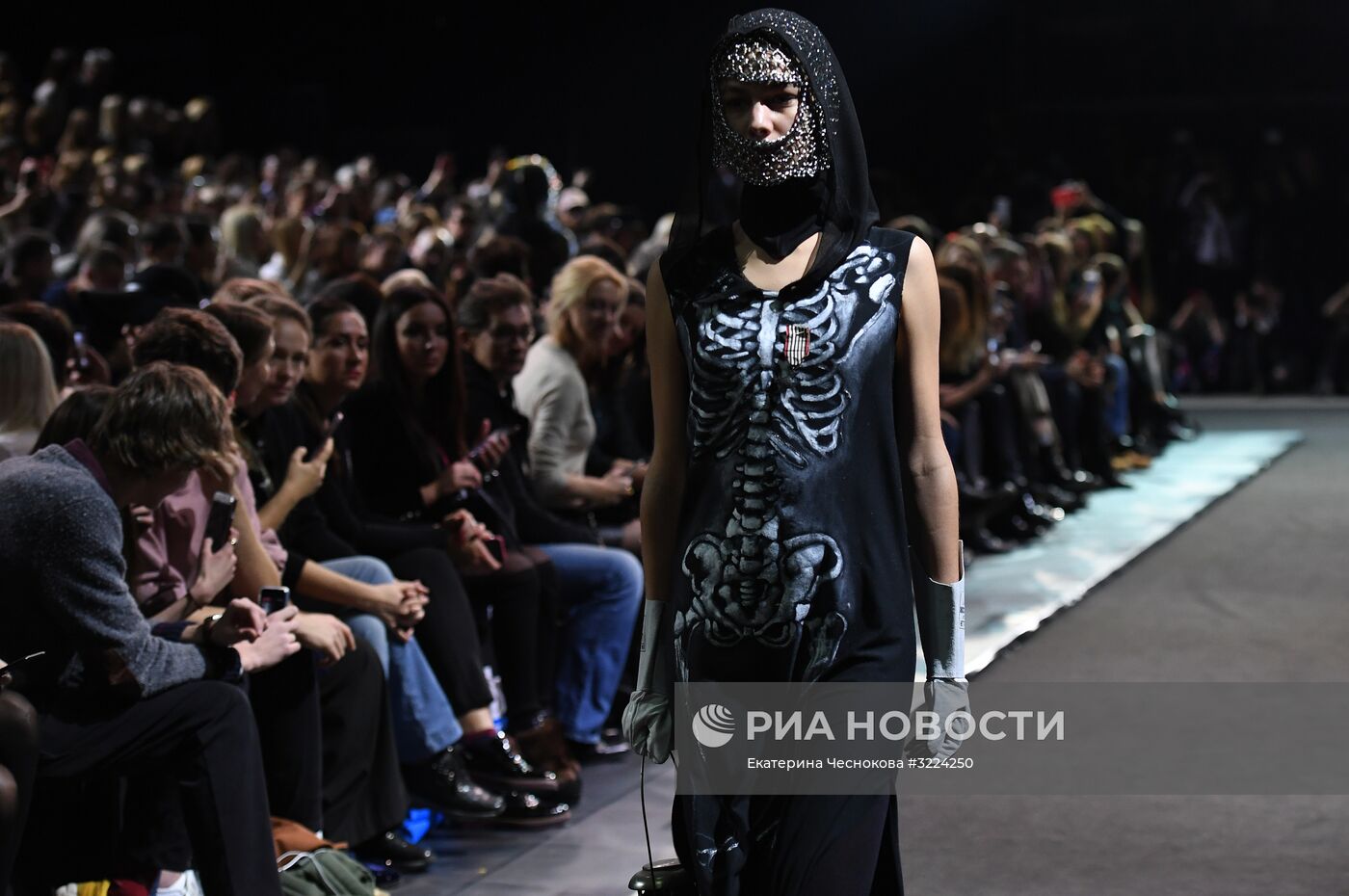 Неделя моды в Гостином дворе "Moscow Fashion Week". День пятый